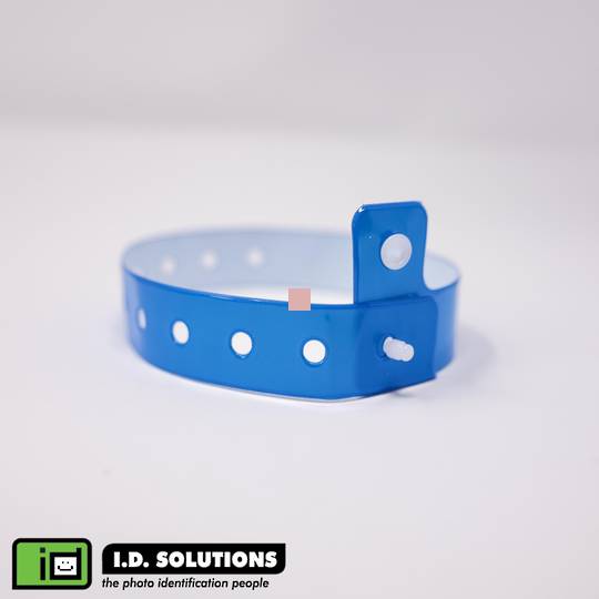 Neon blue vinyl wristband (9)
